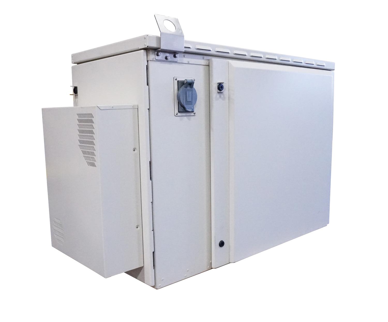 Side View of FieldSmart Fiber Active Cabinet 900